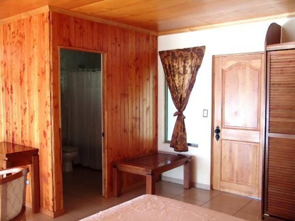 Hotel Puku Vai Hanga Roa Quarto foto